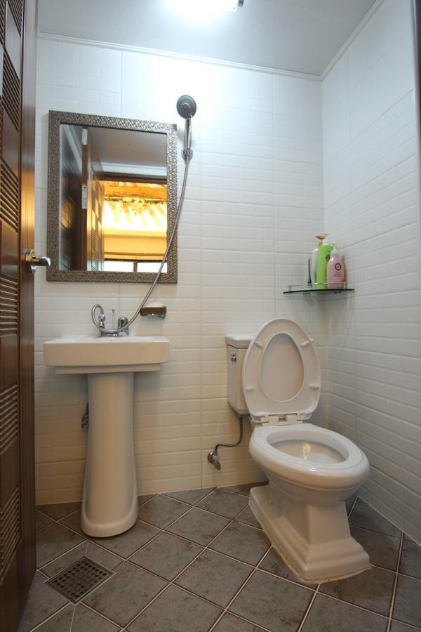 Eunhaengro 86.2 Otel Jeonju Dış mekan fotoğraf